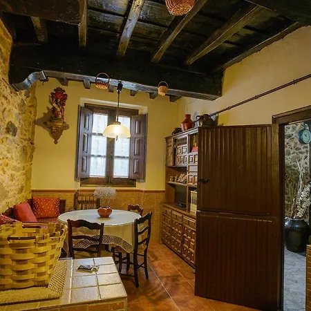 Rural Abuelo Emilio Apartment *